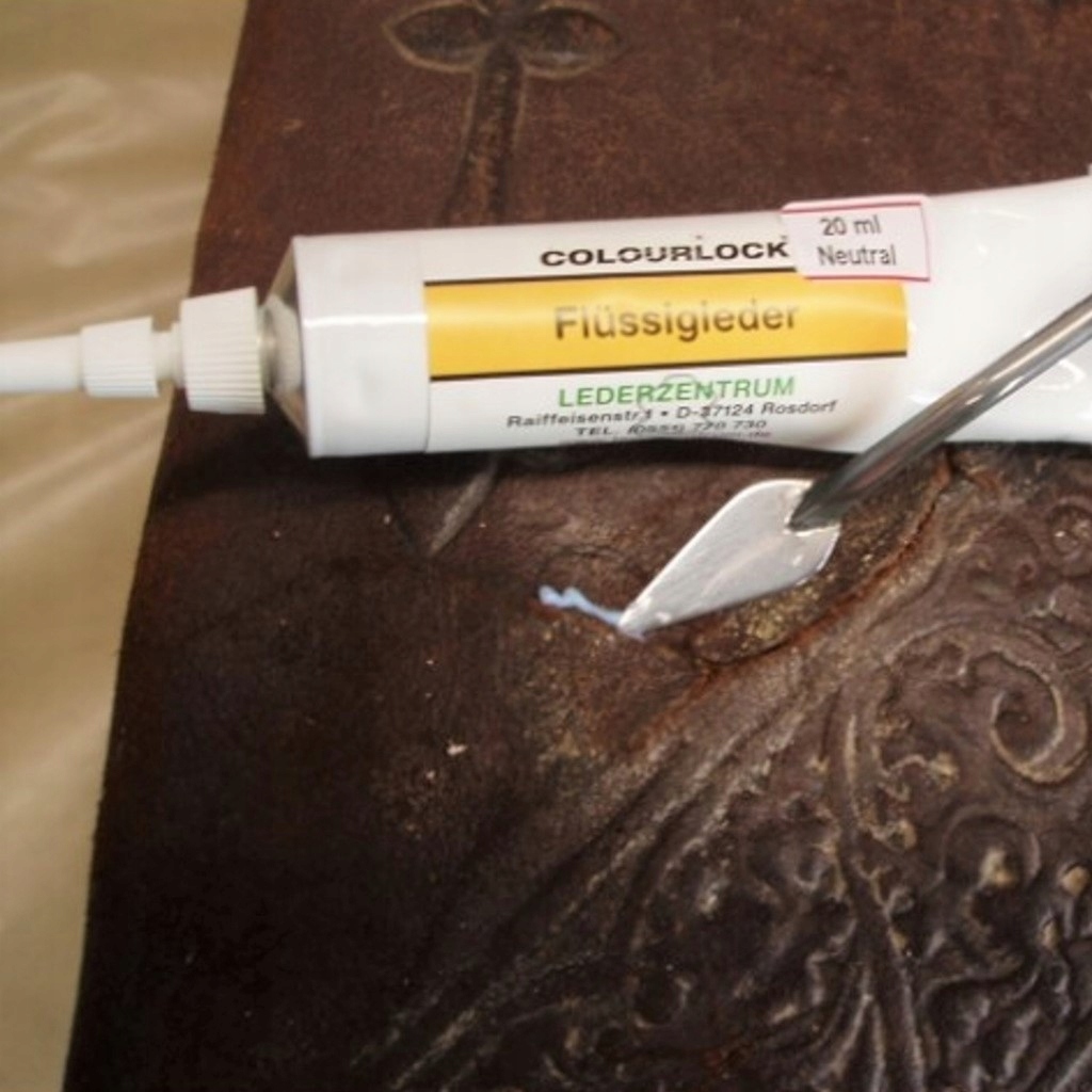 PŁYNNA SKÓRA DO UBYTKÓW USUWANIA RYS PĘKNIĘĆ 7ML - obrazek 4