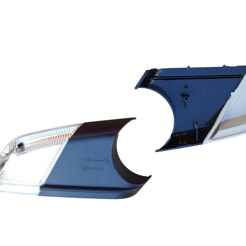 KIERUNKOWSKAZ PRAWY OCTAVIA II 2004-2008 Poznan