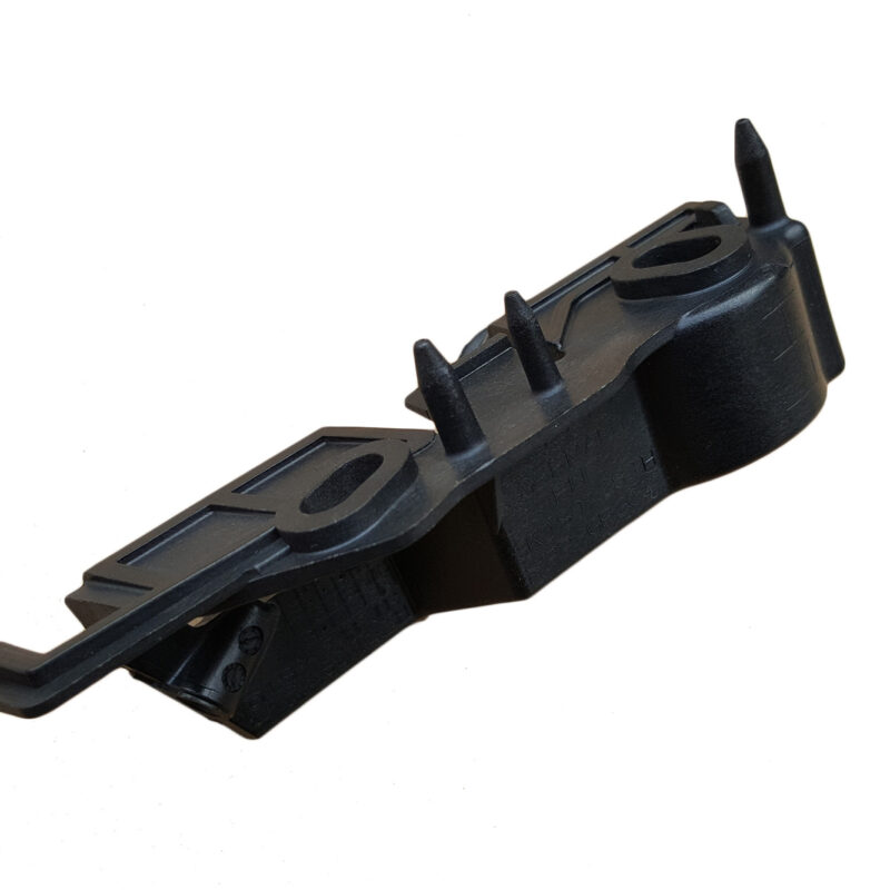 ŚLIZG ZDERZAKA LEWY AUDI A4 B8 2012-2015 PRAWY P-ń