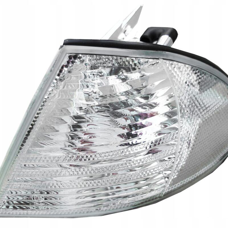 KIERUNKOWSKAZ MIGACZ LEWY DO BMW 3 E46 98-01 BIAŁY