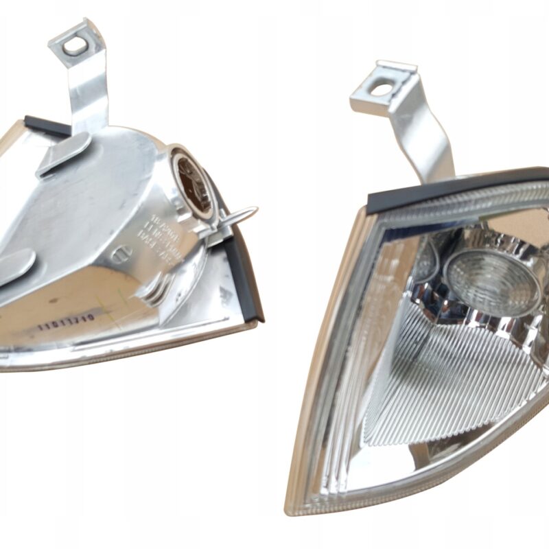 KIERUNKOWSKAZ Pawy OCTAVIA I 2000-2009 + TOUR