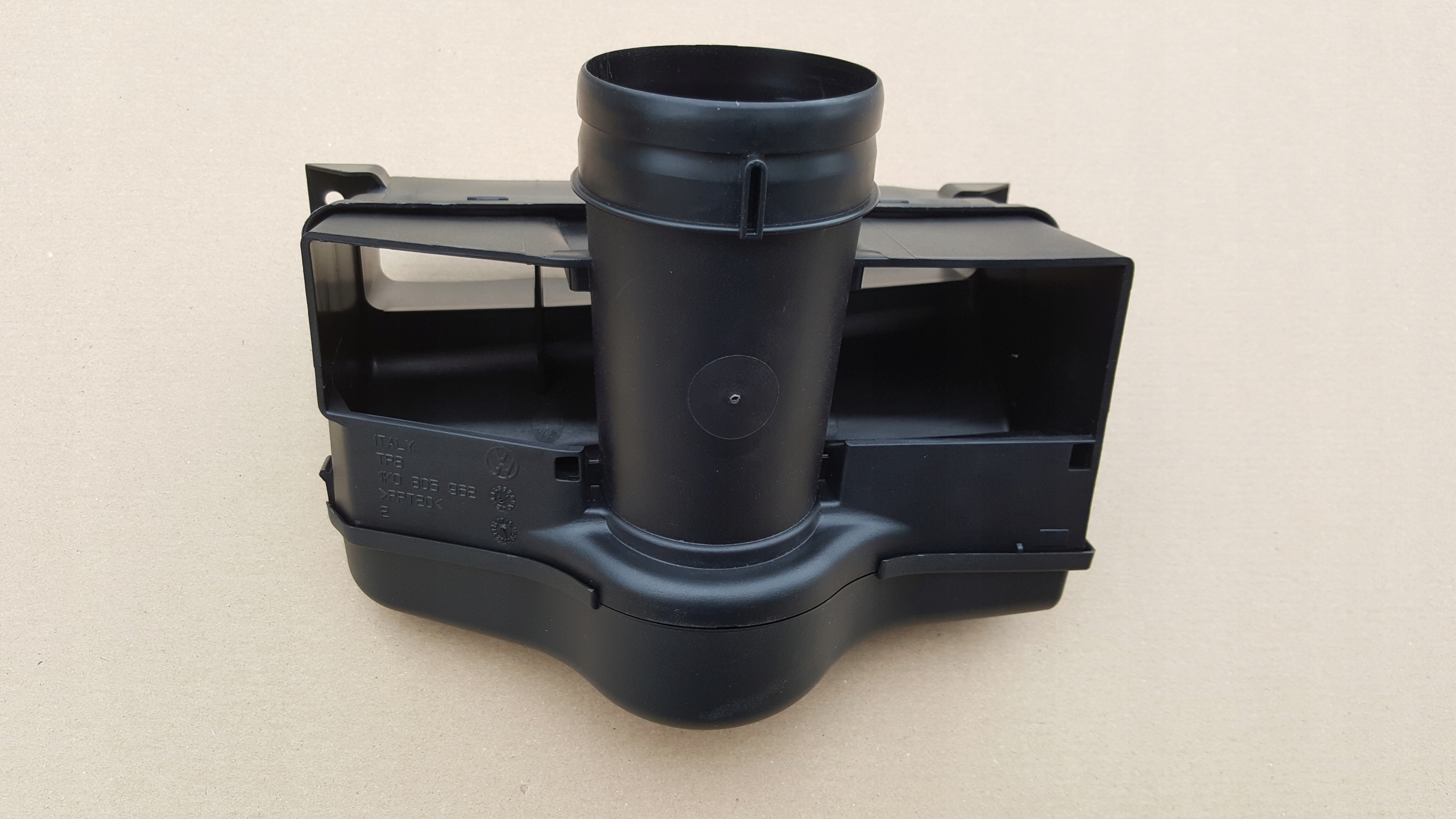 WLOT CHWYT POWIETRZA VW GOLF V VI 1,6 benzyna P-ń - obrazek 2